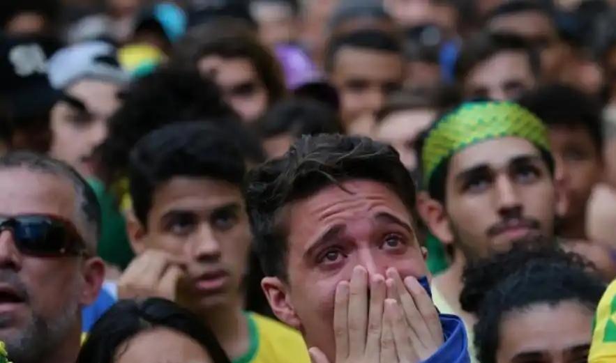 意甲倒计时，巴塞罗那国际比赛日回应争议，细节引发关注，压力陡增，身体对抗强度拉满的简单介绍j9官网